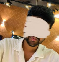 Aronn - Male escort in Bangalore