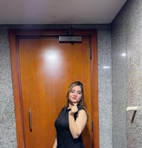 Arooj - escort in Dubai Photo 1 of 5