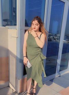 Arooj - escort in Dubai Photo 2 of 5