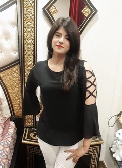 Arooj Indian Girl - escort in Sharjah Photo 1 of 2