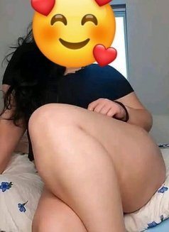 Ayesha Chubby girl Colombo 8 - escort in Colombo Photo 9 of 11