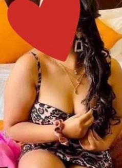 Arosha chubby girl nugegoda - puta in Colombo Photo 3 of 5