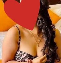 Arosha chubby girl nugegoda - puta in Colombo