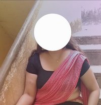 Arosha chubby girl nugegoda - puta in Colombo