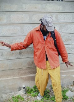 Arova - Masajista in Nairobi Photo 3 of 4