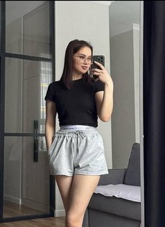 Arpine - escort in Bangkok Photo 5 of 8