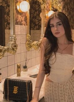 Arpita College Student - escort in Sharjah Photo 1 of 3