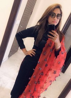 Arpita Indian Girl - escort in Abu Dhabi Photo 1 of 3