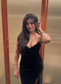 Arpita Indian Model - escort in Dubai Photo 5 of 6