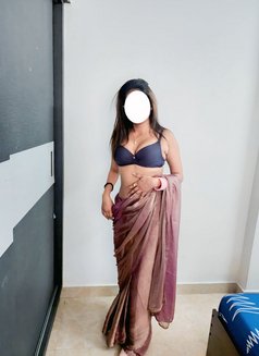 Arpita Singh from Delhi - escort in Hyderabad Photo 3 of 11