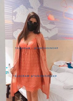 Arpita Singh - puta in Ahmedabad Photo 3 of 6