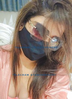 Arpita Singh - puta in Ahmedabad Photo 4 of 6