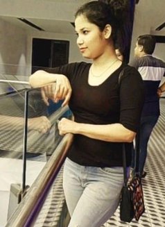 Arpita Singh - escort in Mumbai Photo 2 of 2