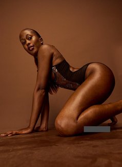 Arriella - escort in Nairobi Photo 4 of 4