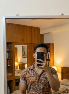 Arryan - Male escort in Pune Photo 2 of 2