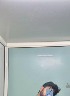 Arsh - Male escort in New Delhi Photo 2 of 2