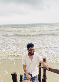 Arshek - Male escort in Kolkata Photo 1 of 3