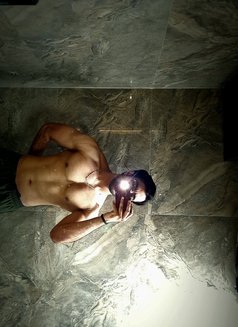 Arshey - Acompañantes masculino in Kolkata Photo 3 of 3