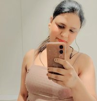 Arshi - Transsexual escort in New Delhi