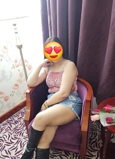 Arshi Indian Independent Milf - puta in Dubai Photo 2 of 10