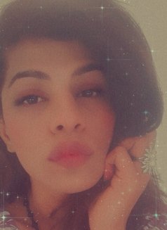 Arshi Khan - Transsexual escort in Islamabad Photo 7 of 8