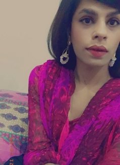 Arshi Khan - Transsexual escort in Islamabad Photo 2 of 8