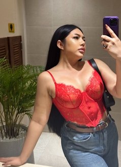 Arshi Onlyfans 🥂 - Transsexual escort in Bangkok Photo 2 of 7