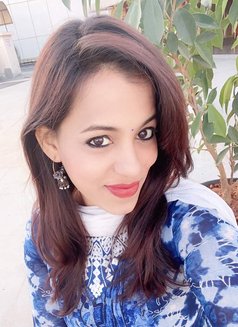 Arshya - escort in Doha Photo 5 of 30