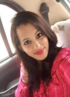 Arshya - escort in Doha Photo 7 of 30