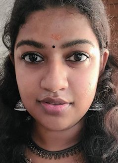 Arshya - escort in Doha Photo 14 of 30