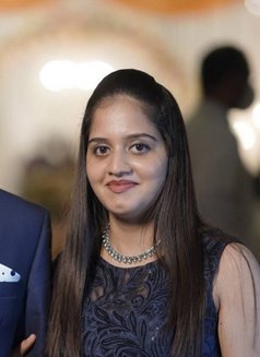 Arshya - escort in Doha Photo 15 of 30