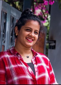 Arshya - escort in Doha Photo 27 of 30
