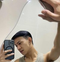 Art - Male escort in Manila