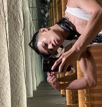 Art - Male escort in Manila