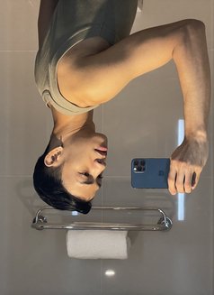 Art - Male escort in Manila Photo 10 of 11