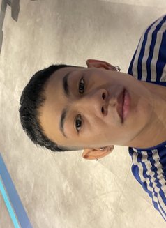 Art - Male escort in Manila Photo 15 of 18