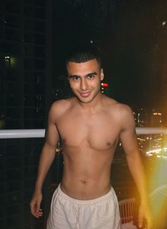 Artem - Acompañantes masculino in Dubai Photo 5 of 5