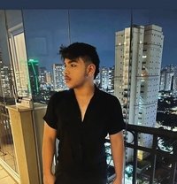 Appolo21 - Male escort in Paris