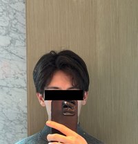 Arthur - Male companion in Hong Kong