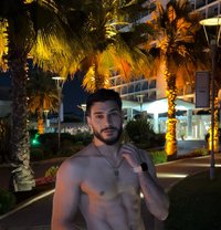 Arthur Arthur - Male escort in İstanbul