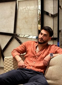 Arthur Arthur - Male escort in İstanbul Photo 15 of 18