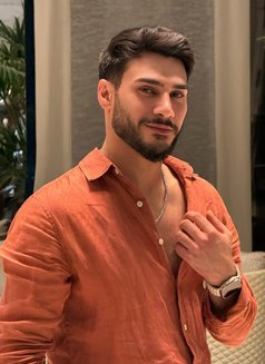 Arthur Arthur - Male escort in İstanbul Photo 17 of 18