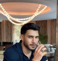 Arthur Arthur - Acompañantes masculino in İstanbul