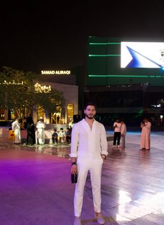 Arthur - Acompañantes masculino in Riyadh Photo 4 of 18