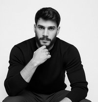 Arthur - Male escort in Dubai Photo 16 of 18