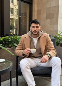 Arthur - Acompañantes masculino in İstanbul Photo 19 of 19