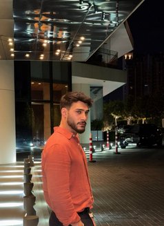 Arthur - Acompañantes masculino in İstanbul Photo 21 of 24