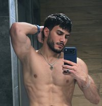 Arthur - Acompañantes masculino in İstanbul Photo 24 of 24