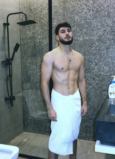 Arthur - Acompañantes masculino in Riyadh Photo 6 of 23