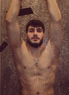 Arthur - Acompañantes masculino in Riyadh Photo 2 of 23